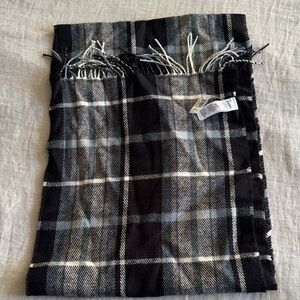Old Navy Black and Blue Plaid Scarf